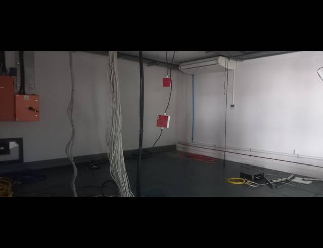412M² OFFICE TO LET IN FERNDALE